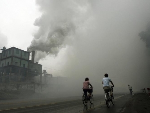 Няма да повярвате какви размери е достигнало замърсяването в Китай (снимки)