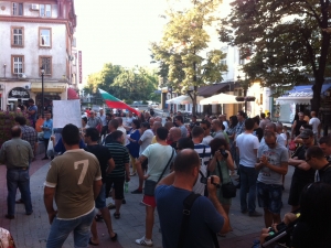 100 на протест в подкрепа на КТБ и Цветан Василев в Пловдив!