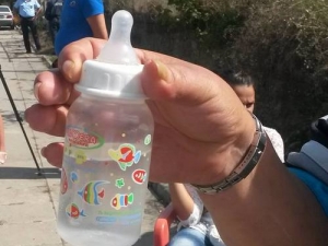 Пиян граничен полицай премаза бебе на 11 месеца