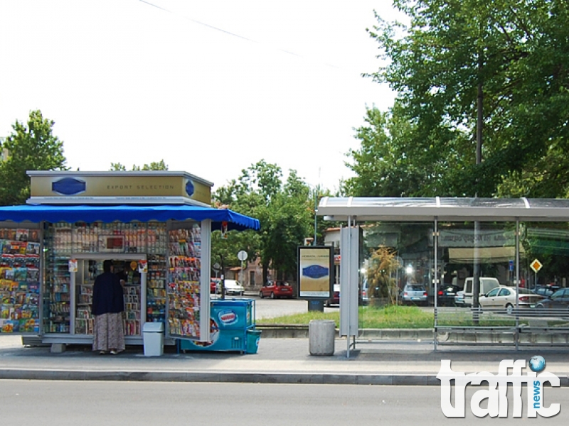 Табели с маршрутите на автобусите по спирките в Пловдив