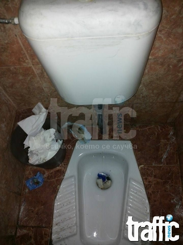 Голяма или малка е нуждата от нормални училищни тоалетни ВИДЕО