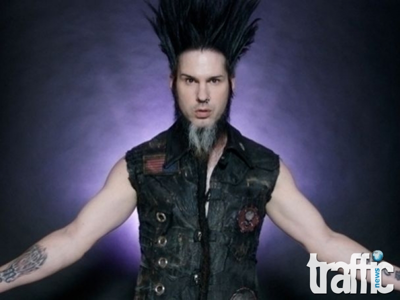 Фронтменът на Static-X почина на 48-годишна възраст