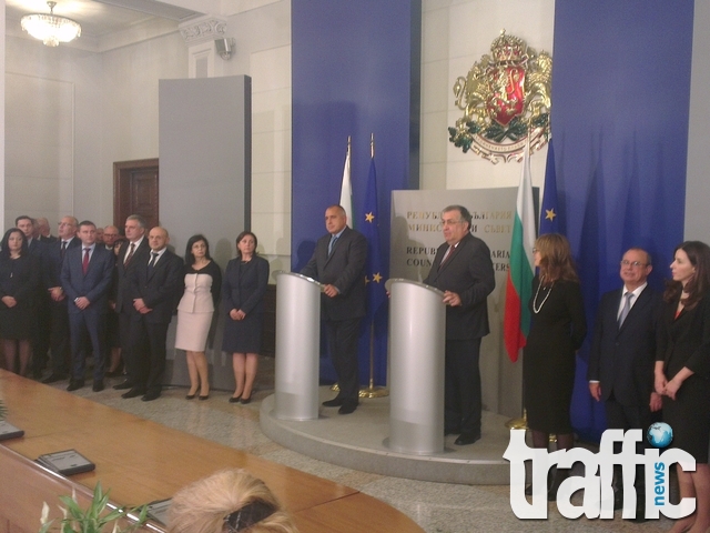 Министрите предлагат заместниците си