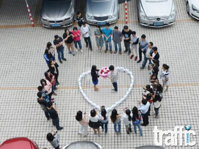 Китайка отхвърли предложение за брак, направено с 99 айфона СНИМКИ