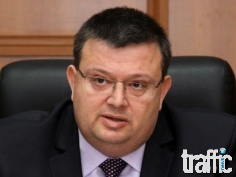 Сотир Цацаров поиска имунитетите на петима народни представители