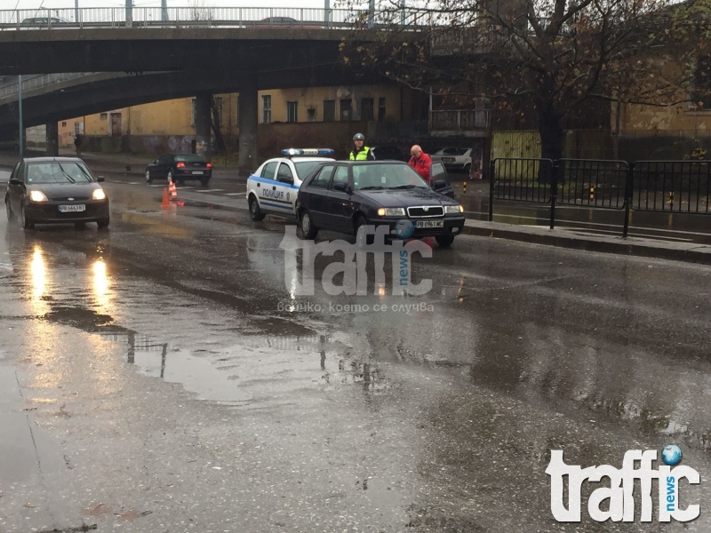 Първо в TrafficNews: Блъснаха двама пешеходци, единият загина! СНИМКИ