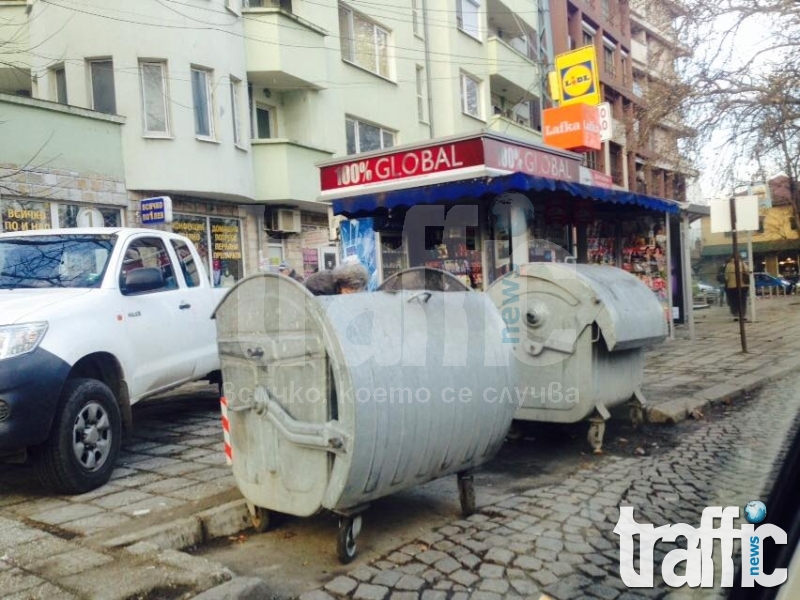 Още една Lafka пречи на движението на пешеходци! СНИМКИ