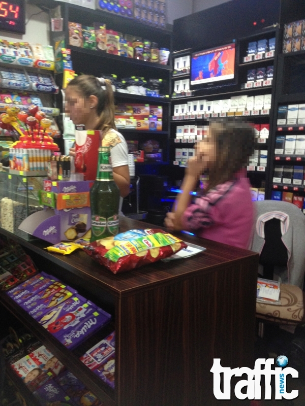 Собственик на нонстоп се гаври с властите - малолетната му дъщеря продава алкохол и цигари! СКРИТА КАМЕРА   