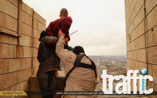 Джихадисти разпъват мъже на кръст, заради кражба