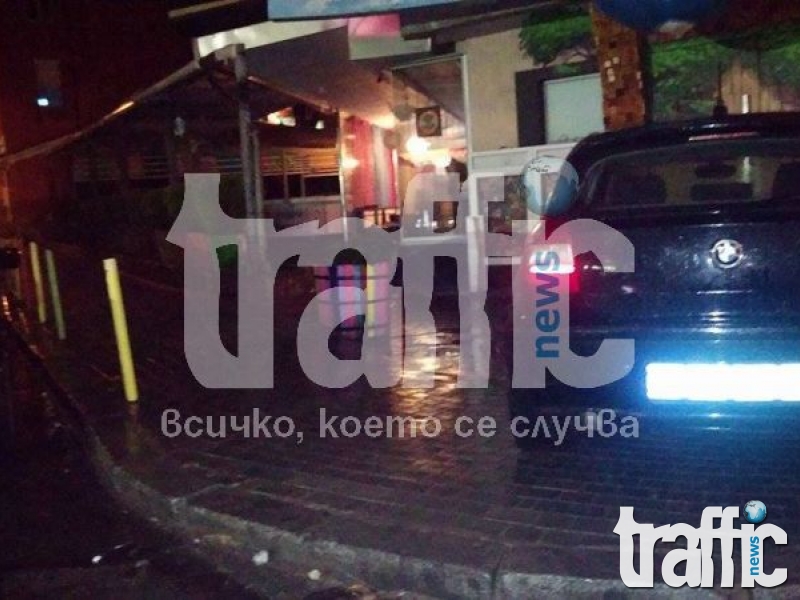 Чужденец паркира БМВ-то си до вратата на посещавано заведение в Пловдив! СНИМКИ