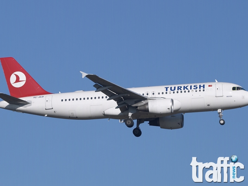 Turkish Airlines отменя над 100 полета