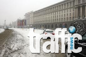 Започва обработка със смеси срещу заледяване във връзка със снеговалежа в София
