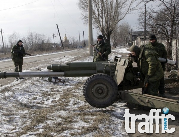 Украйна в шок: Руски танкове и бойци пресичат границата