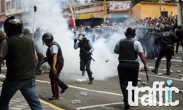 Ученик беше убит във Венецуела при антиправителствен протест