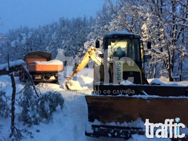 Обстановката остава критична в почти цялата страна