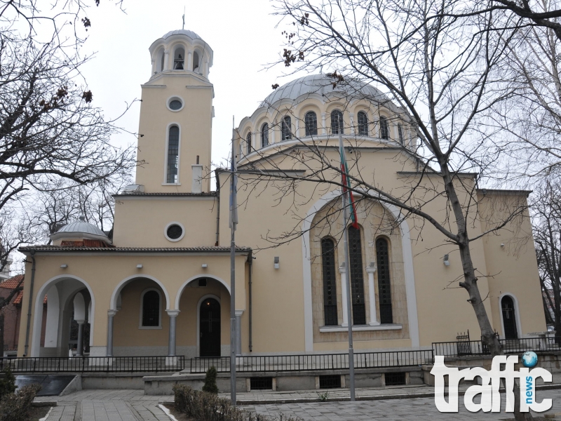 На Великден: Безплатни козунаци в няколко пловдивски църкви