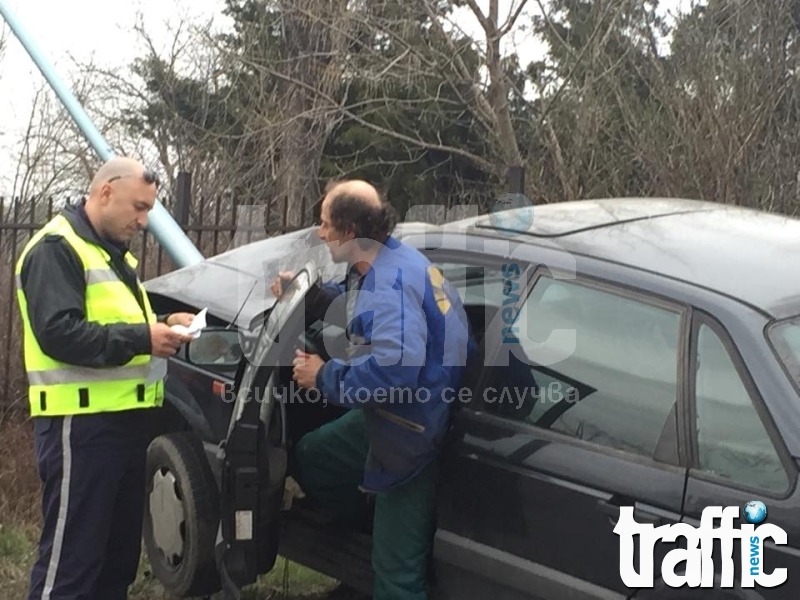 Пиян шофьор се блъсна в две паркирали коли 