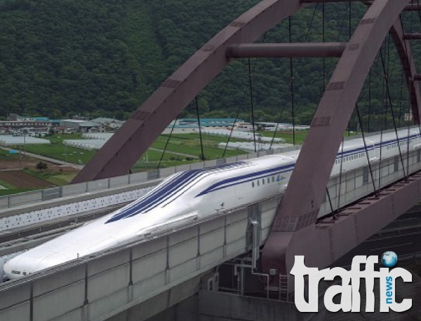 Японски влак вдигна рекордните 590 километра в час