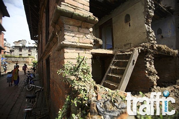 Земетресение с магнитуд 7,5 разтресе Непал