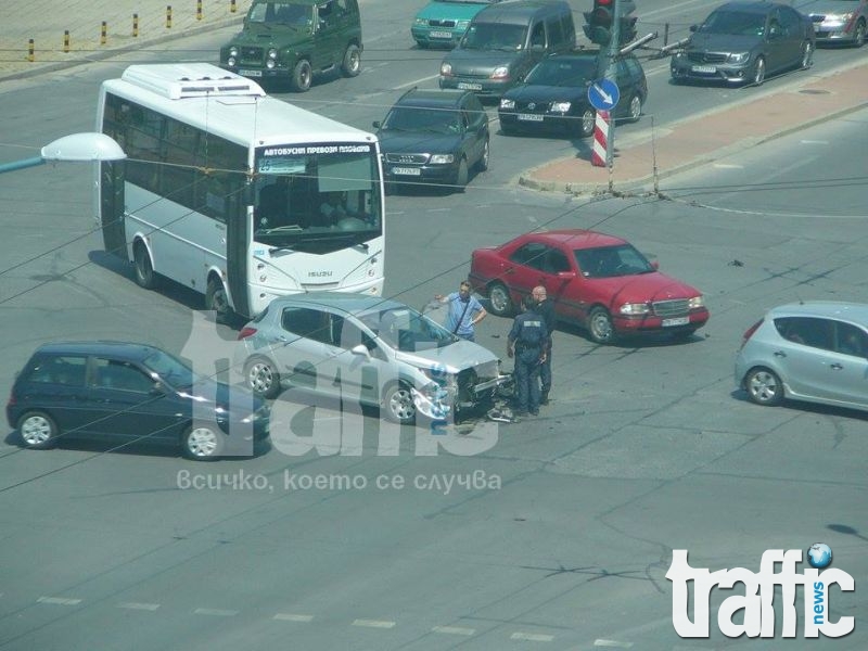 Нова тежка катастрофа в Пловдив СНИМКИ 