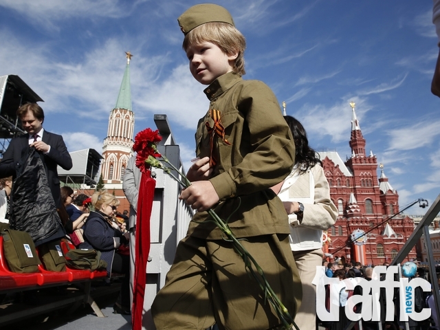 Започна военният парад по случай 70-години от Деня на победата на Червения площад