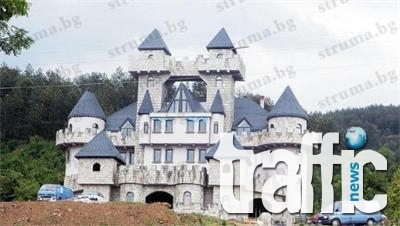 Бизнес дама строи мистичен средновековен замък в община Гърмен