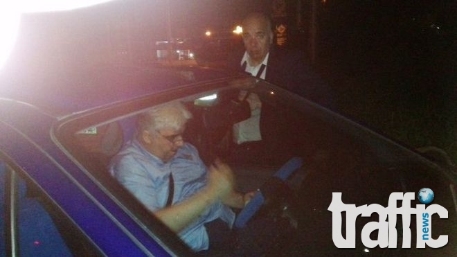 Служител от Министерски съвет остана без работа заради фотос във Фейсбук
