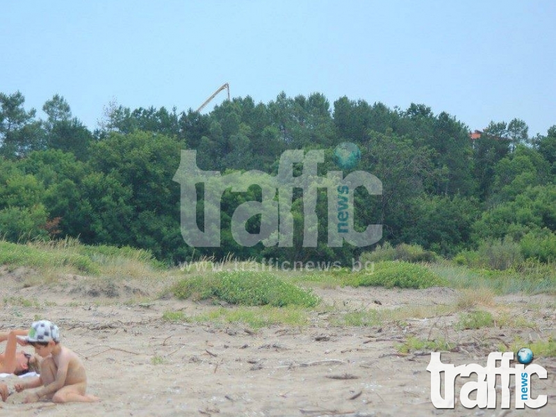 Сигнал до TrafficNews:Изливат бетон до плаж 