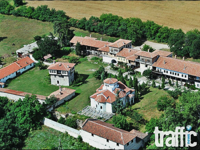 Три дни събор на Араповския манастир край Асеновград