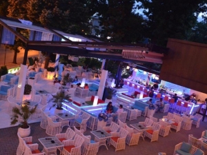 Черно парти разтърсва Extreme bar в петък