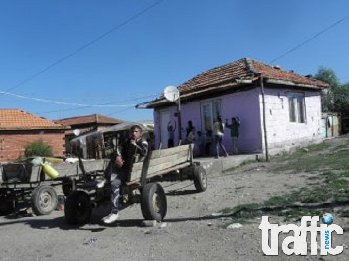 Ромите в Гърмен получават месец отсрочка за незаконните си къщи