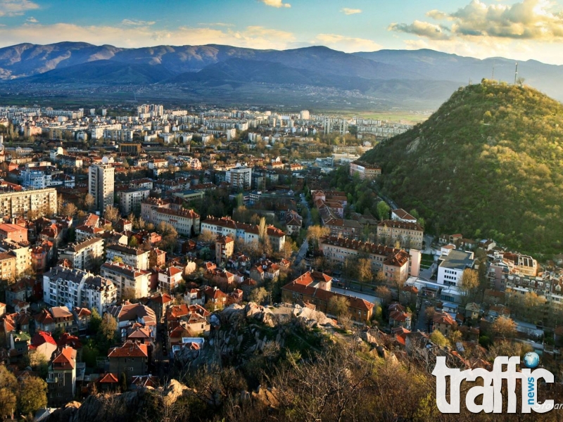 Вечният Пловдив - с корона на културна столица СНИМКИ