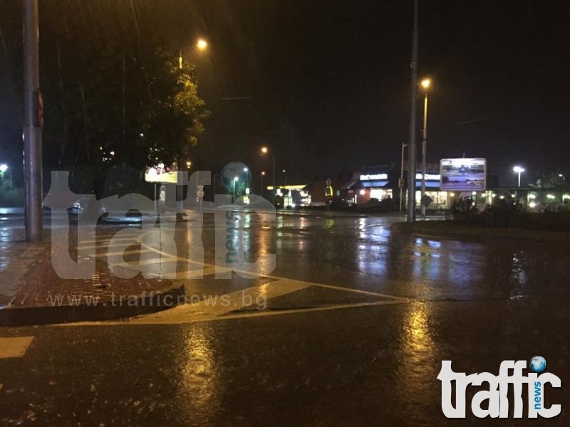 Порой в Пловдив!Хора блокирани в музеите, подлезите наводнени СНИМКИ и ВИДЕО