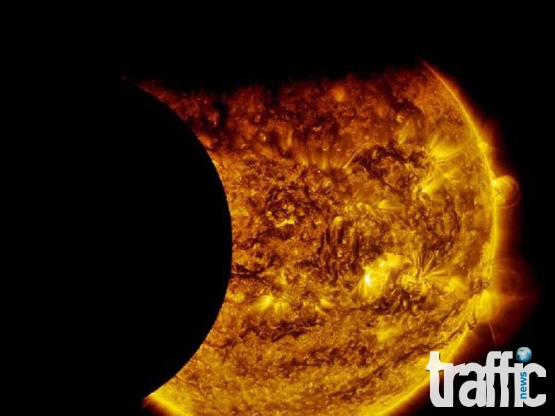 НАСА засне уникално двойно слънчево затъмнение СНИМКА и ВИДЕО