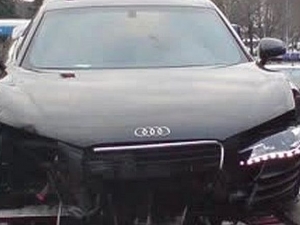 С бясна скорост Ауди се размаза в дърво край Пловдив