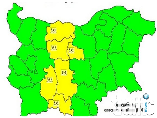 Жълт код за опасни валежи в Пловдив и още 6 области! Дъждът започва днес и спира във вторник