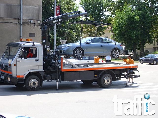 Паяците вдигат над 400 автомобила на месец в Пловдив