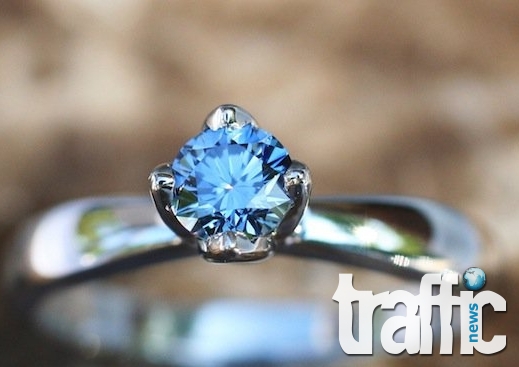 Уникален син диамант за 55 млн. долара ще бъде пуснат на търг