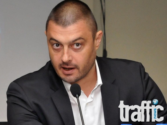 Бареков обвини реформаторите в корупция и търговия с влияние
