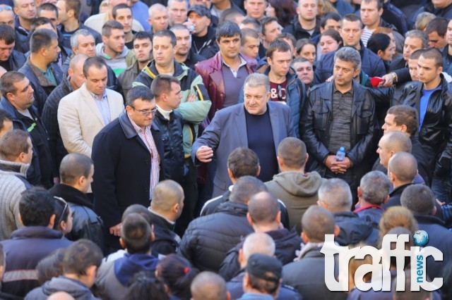 Полицаите се събраха на протест! Блокираха центъра на столицата