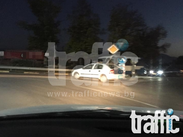 Полиция и жандармерия окупираха и кръговото за Стамболийски СНИМКИ
