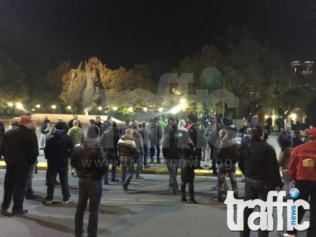 Безстрашни въпреки заплахите: Военни и полицаи шестваха в Пловдив! ЕМИСИЯ новини от 5 ноември