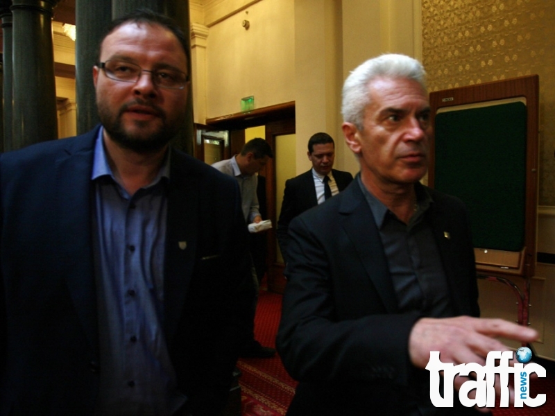 Прокуратурата ще иска постоянно задържане на Сидеров и Чуколов