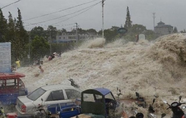 Най-високо ниво на опасност е обявено във Филипините заради тайфуна Мелор