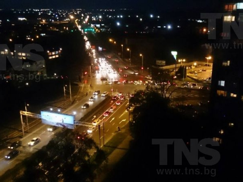 Ад в Пловдив! Задръствания блокираха целия град СНИМКИ