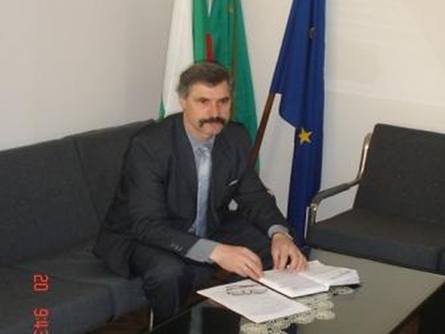 След проверка: Уволниха директора на пловдивско училище