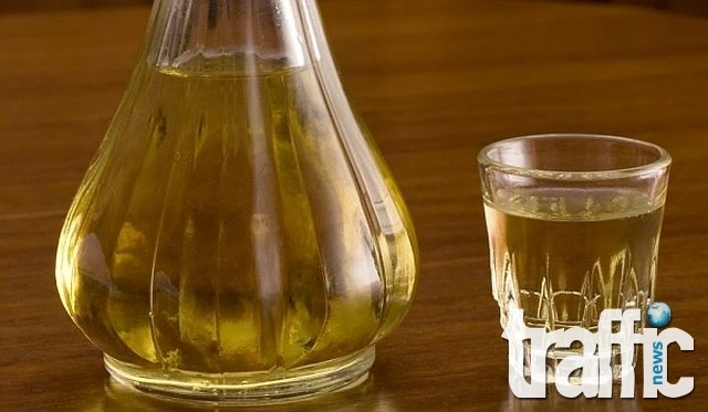 Откриха 110 литра нелегален алкохол и 8700 цигари без бандерол в магазин в Пловдив