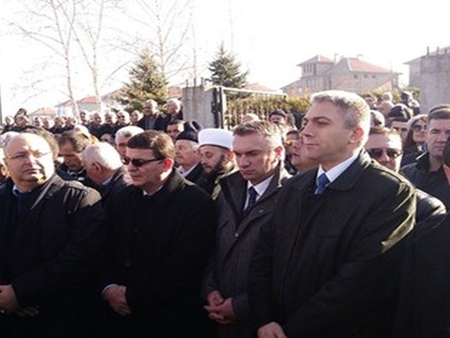 Освиркаха триумвирата на ДПС по време на митинга в Могиляне