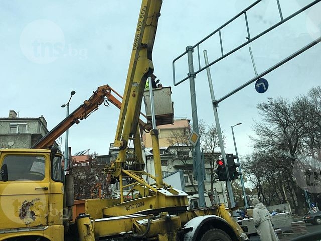 Светофарите в Пловдив продължават да поумняват СНИМКИ