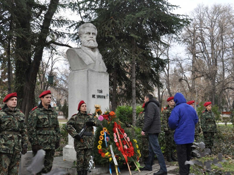 Пловдив отбелязва 168-години безсмъртие на Христо Ботев